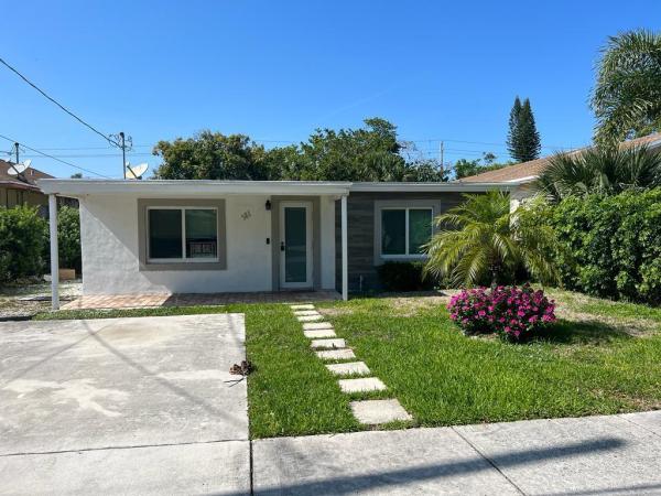 Lincoln Court, 161 NE 15th Ter, Boca Raton, Florida 33432, image 1
