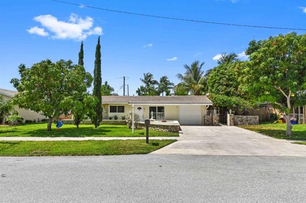 University Gardens, 284 NW 46th St, Boca Raton, Florida 33431, image 1