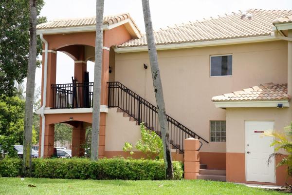 The Cove At Briar Bay, 3482 Briar Bay Blvd #206, West Palm Beach, Florida 33411, image 2