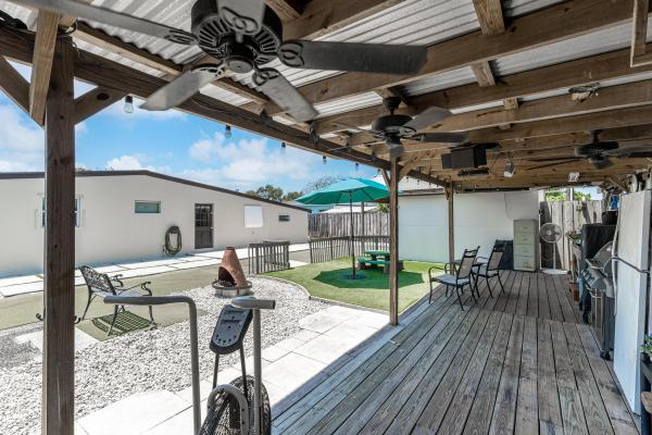 Englewood Manor, 3026 French Ave, Lake Worth, Florida 33461, image 2