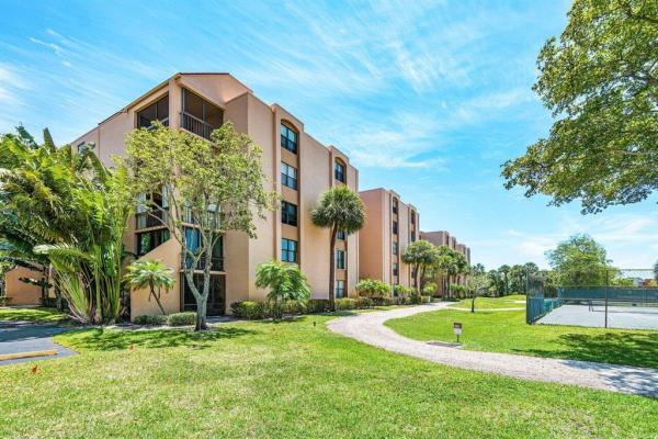 Lavers Delray Racquet Club, 450 Egret Cir 9510, Delray Beach, Florida 33444, image 1