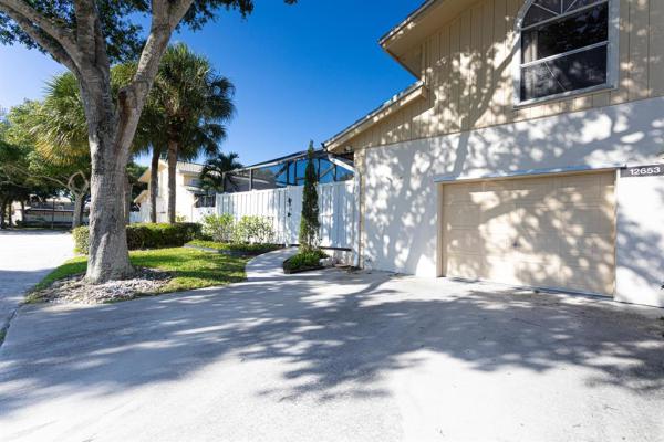 Westwood Lakes, 12653 Woodmill Dr, Palm Beach Gardens, Florida 33418, image 1