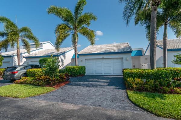 Mykonos Court, 3731 Mykonos Ct, Boca Raton, Florida 33487, image 1