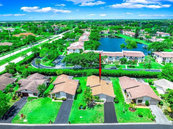 Arbor Wood Villas, 8895 Old Pine Rd #4, Boca Raton, Florida 33433, image 1