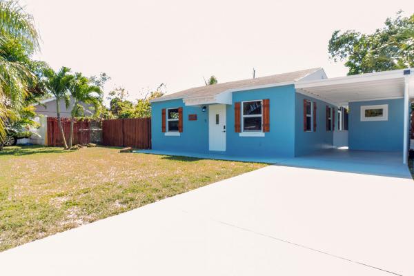 Floral Park Lantana, 6925 Westview Dr, Lake Worth, Florida 33462, image 1