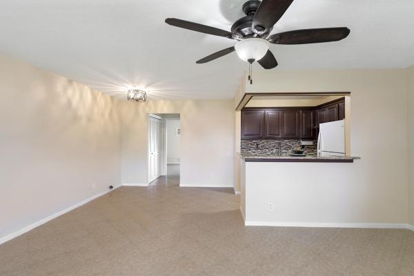 Sterling Village, 880 Horizons W #202, Boynton Beach, Florida 33435, image 1