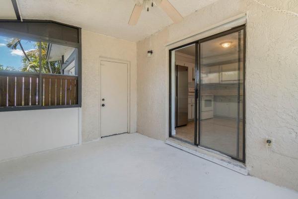 Indian Trail Villas, 4 S Mahoris Dr, Royal Palm Beach, Florida 33411, image 2