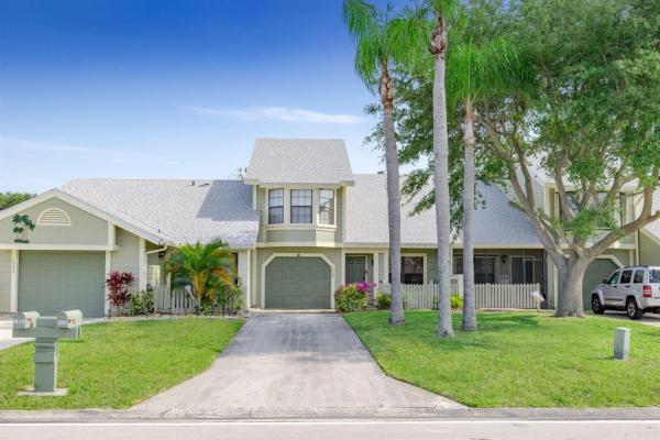 Villas Of Village Green, 1550 SE Dewberry Ct, Port St. Lucie, Florida 34952, image 1