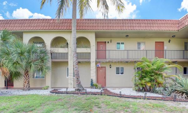Forest Hill Gardens East, 6074 Forest Hill Blvd #288, West Palm Beach, Florida 33415, image 1