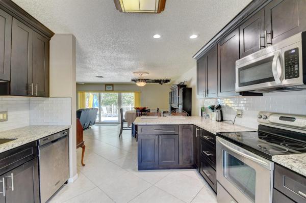 Manatee Cove, 646 Mariners Way, Boynton Beach, Florida 33435, image 1