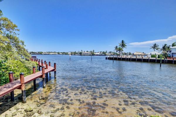Manatee Cove, 646 Mariners Way, Boynton Beach, Florida 33435, image 3