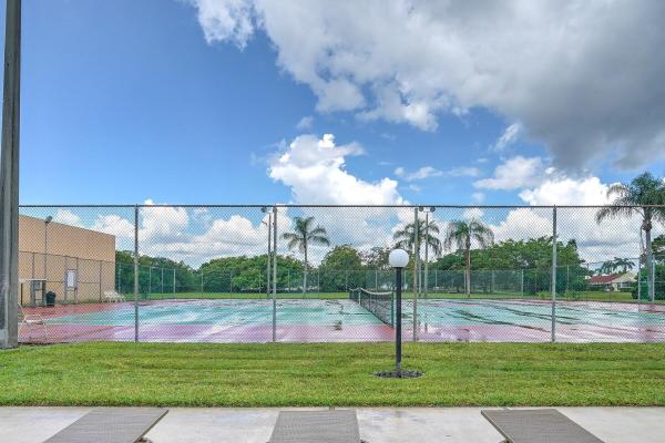 Villas On The Green, 4561 Discovery Ln #15, West Palm Beach, Florida 33417, image 2