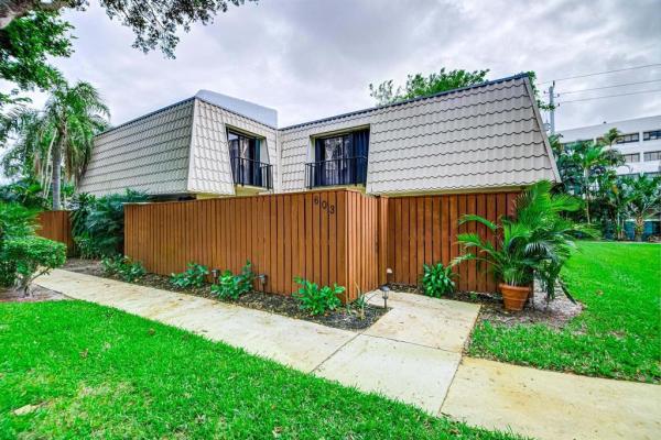 Embassy Park, 1700 Embassy Dr #603, West Palm Beach, Florida 33401, image 1