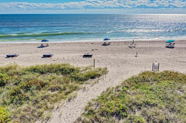 Mayan Towers South, 125 Ocean Ave #310, Palm Beach Shores, Florida 33404, image 1