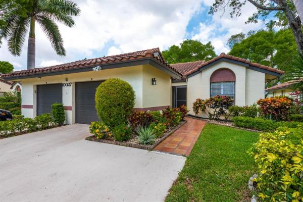Palm Chase Lakes, 10027 Andrea Ln #B, Boynton Beach, Florida 33437, image 1