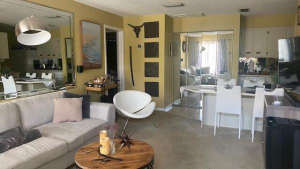 Lake Place, 602 Executive Center Dr #206, West Palm Beach, Florida 33401, image 1