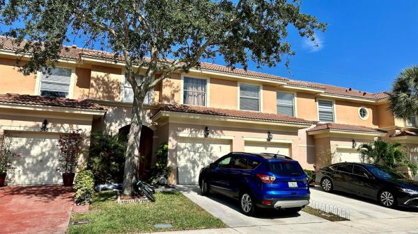 Seminole Lakes, 317 River Bluff Ln, Royal Palm Beach, Florida 33411, image 1