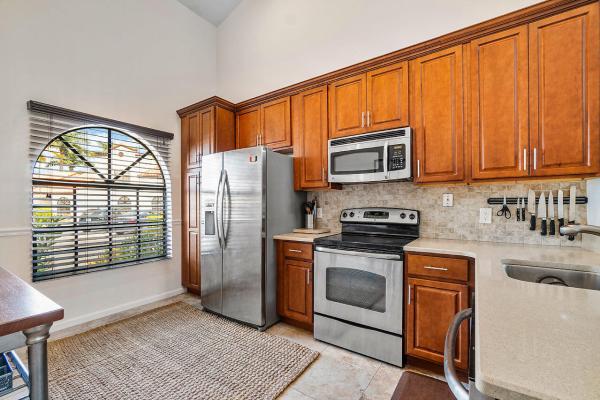 Wellington Place, 13546 Fountain View Blvd, Wellington, Florida 33414, image 2
