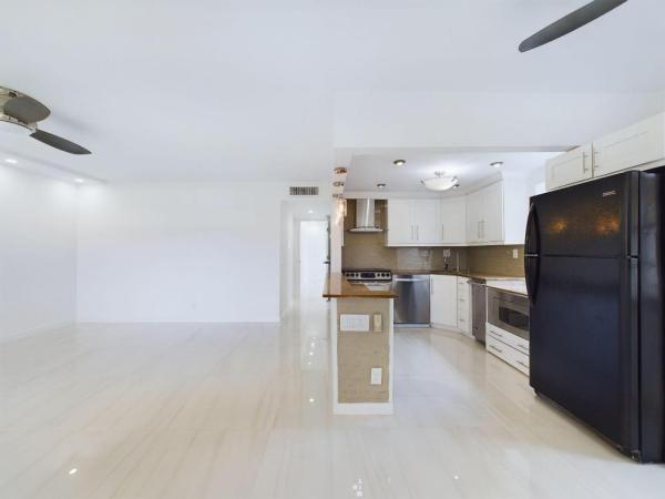 Burgundy At Kings Point, 502 Burgundy K, Delray Beach, Florida 33484, image 2