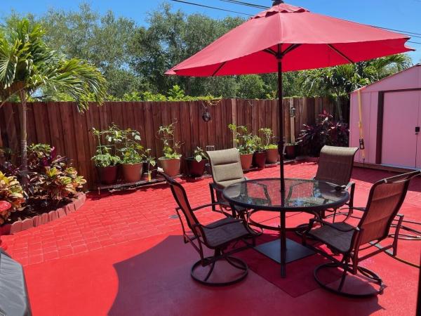 Cedar Gardens Townhouses, 3512 E Gardens East Dr #A, Palm Beach Gardens, Florida 33410, image 2