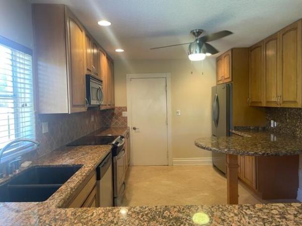 Estada Of Los Paseos, 20966 Estada Ln, Boca Raton, Florida 33433, image 2