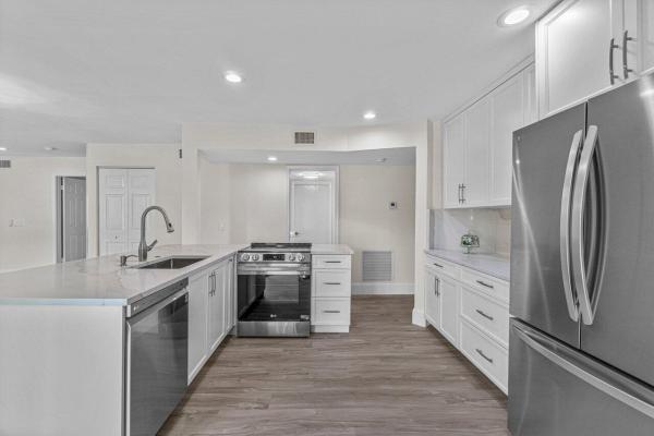 5560 Coach House Cir #B, Boca Raton, Florida 33486, image 1