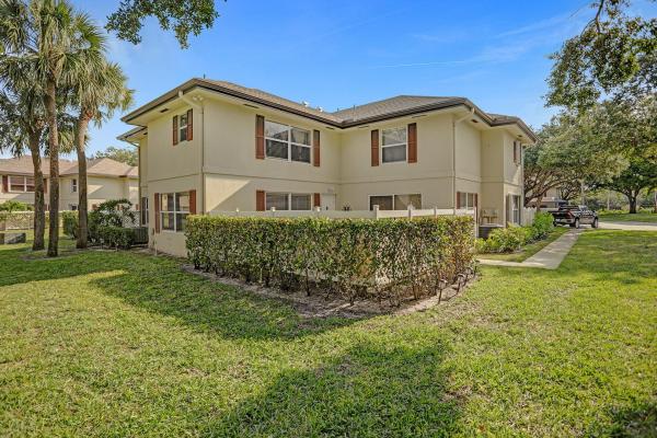 Stamford At Royal Palm Beach, 4 Amherst Ct #C, Royal Palm Beach, Florida 33411, image 1