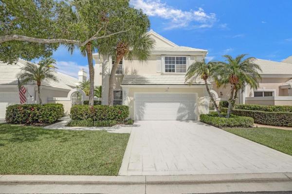 Barclay Club, 38 Windsor Ln, Palm Beach Gardens, Florida 33418, image 1