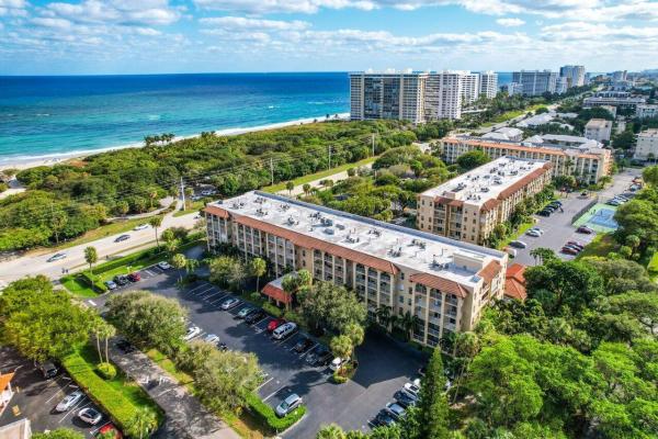 Tierra Del Mar, 950 Ponce De Leon Rd #307, Boca Raton, Florida 33432, image 1