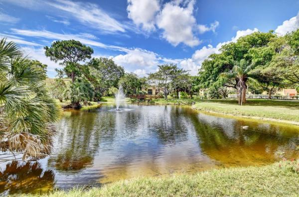Boca Terrace, 906 SW 9th Street Cir #105, Boca Raton, Florida 33486, image 2