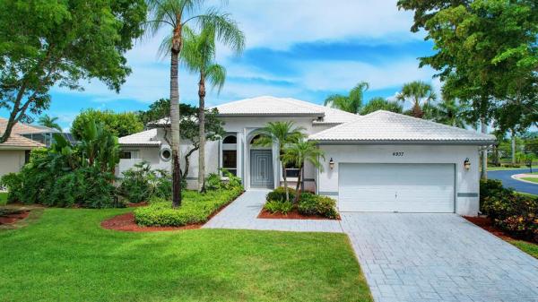 Exeter At Wycliffe, 4937 Exeter Estate Ln, Lake Worth Beach, Florida 33449, image 1