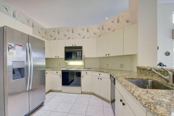 Exeter At Wycliffe, 4937 Exeter Estate Ln, Lake Worth, Florida 33449, image 2