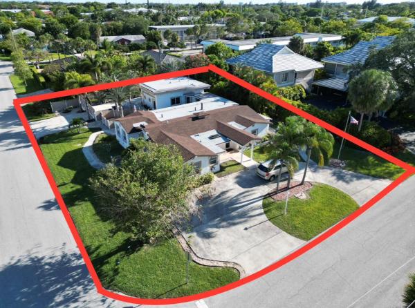 Delray Manors, 698 Forsyth St, Boca Raton, Florida 33487, image 1