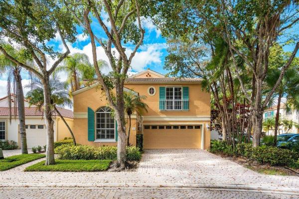 Villa D'Este, 26 Via Aurelia, Palm Beach Gardens, Florida 33418, image 1