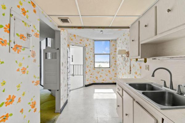Portofino South, 3800 Washington Rd #702, West Palm Beach, Florida 33405, image 2