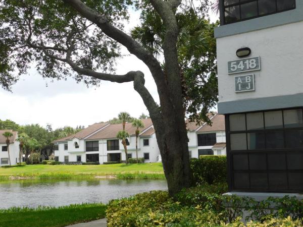 Alexandra Village, 5418 Firenze Dr #B, Boynton Beach, Florida 33437, image 1