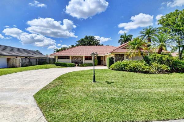 The Estates, 6896 Bianchini Cir, Boca Raton, Florida 33433, image 1
