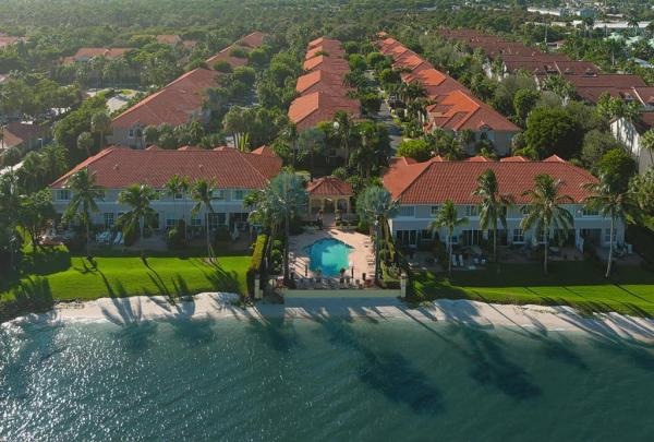 Las Brisas, 118 Las Brisas Cir, Hypoluxo, Florida 33462, image 1