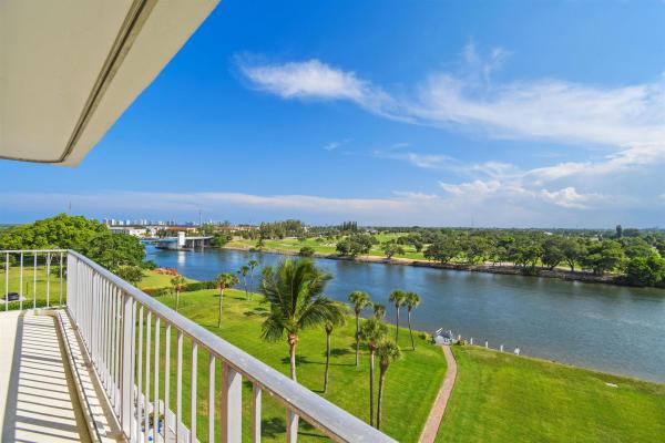 Gemini, 336 Golfview Rd #701, North Palm Beach, Florida 33408, image 1