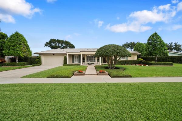 Golf Course, 1000 Country Club Dr, North Palm Beach, Florida 33408, image 1