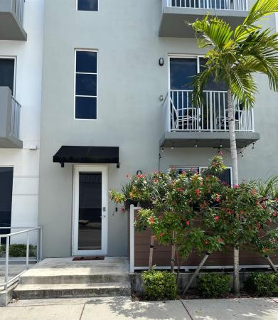 Urban Village At 5th Ave, 410 NE 36th St #6, Oakland Park, Florida 33334, image 1
