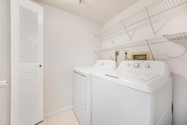 Huntington Lakes 2, 6866 Huntington Ln #103, Delray Beach, Florida 33446, image 3