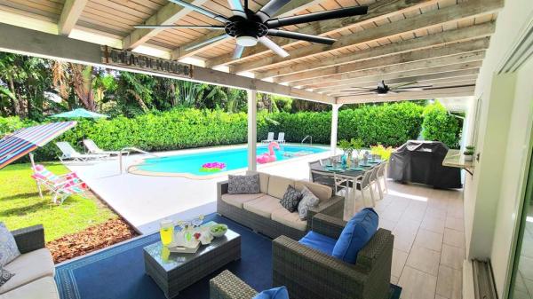 Maheu Estates, 2569 W Edgewater Dr, Palm Beach Gardens, Florida 33410, image 1