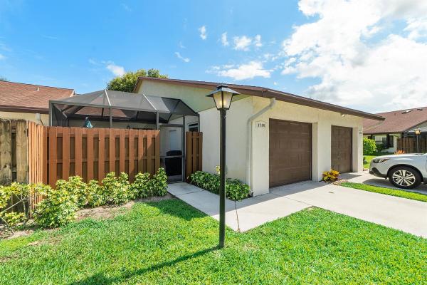 Oakwood Lakes, 3780 Silver Lace Ln, Boynton Beach, Florida 33436, image 1