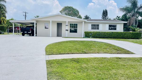 Palm Beach Cabana Colony, 12244 Hillman Dr, Palm Beach Gardens, Florida 33410, image 3