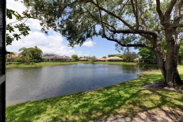 Villas Of Burwick, 12 Tournament Blvd, Palm Beach Gardens, Florida 33418, image 1