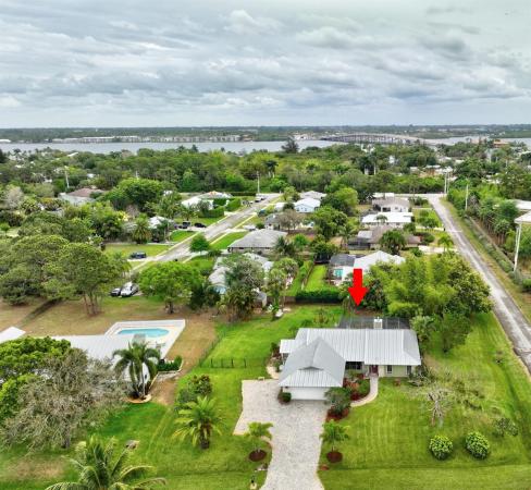 2501 SW Maplewood Dr, Florida 34990, image 1