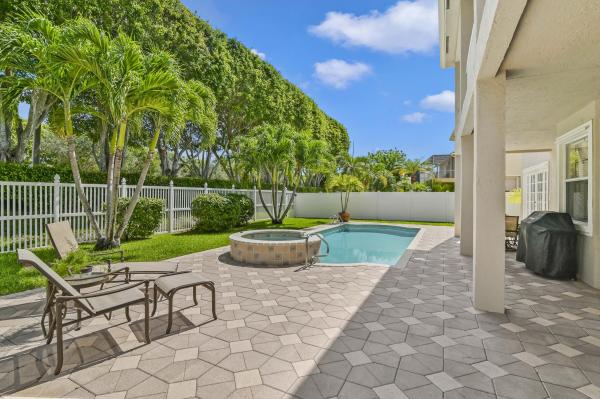 Stotesbury Village, 9465 Worswick Ct, Wellington, Florida 33414, image 2
