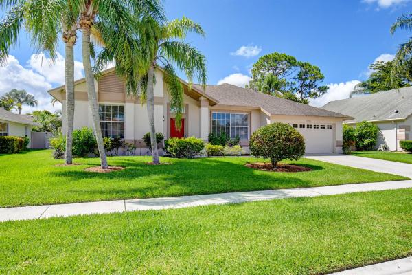 Meadowland Cove Of Wellington, 13113 Meadowbreeze Dr, Wellington, Florida 33414, image 1