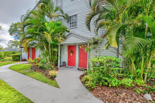 Heatherwood, 5079 Heatherhill Ln #3, Boca Raton, Florida 33486, image 1